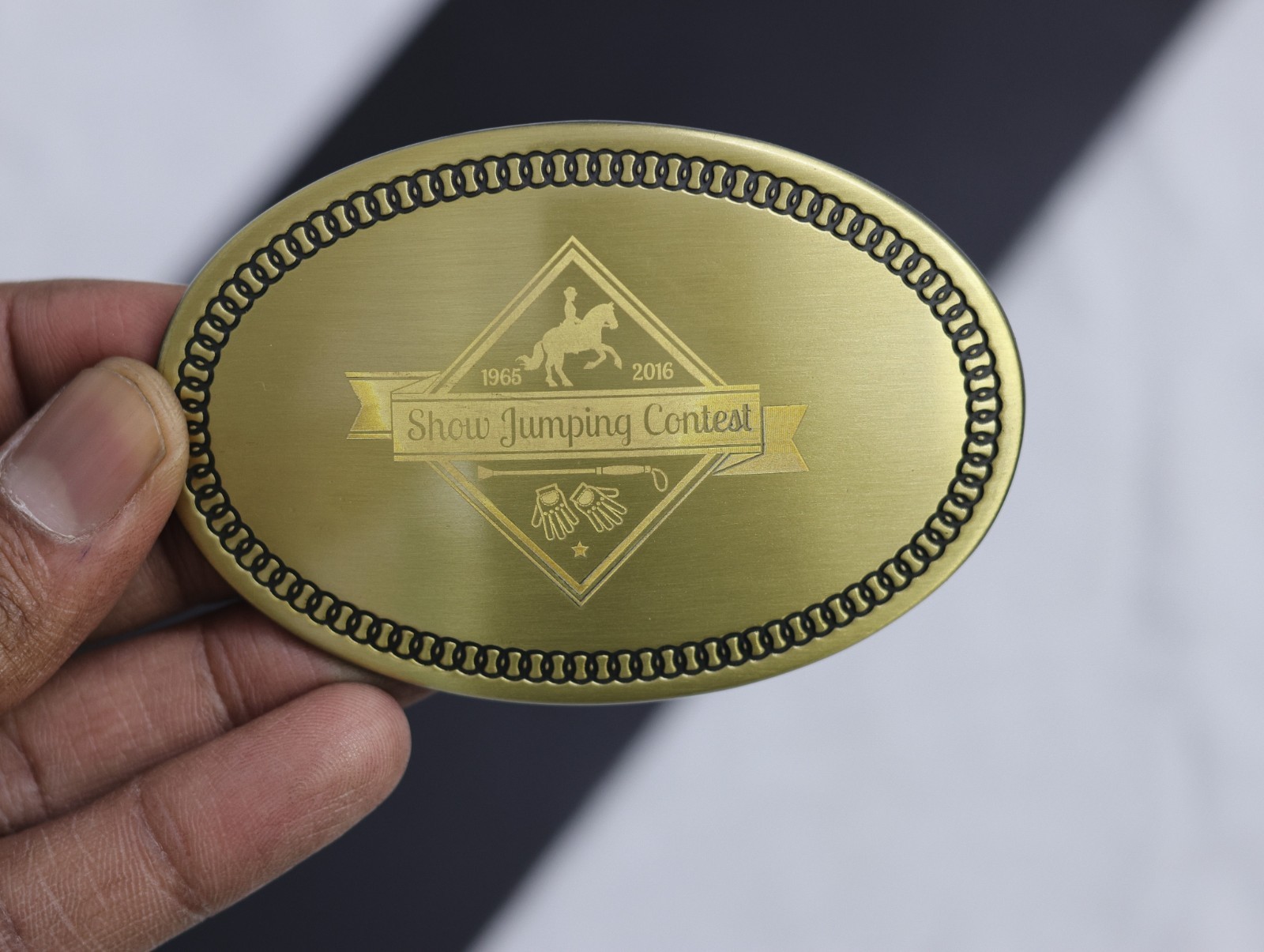 Custom Engraved Oval Belt Buckle – Personalized Logo/Name Gold & Silver Finish