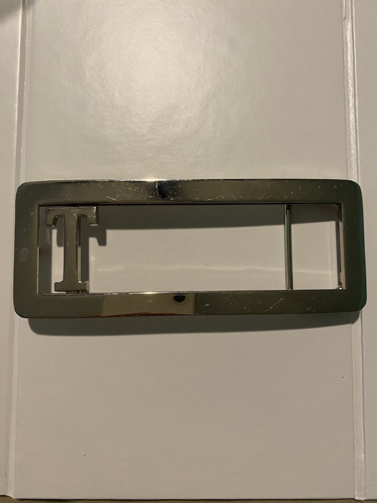 Unisex Silver Oblong/rectangular Belt Buckle With ‘T’