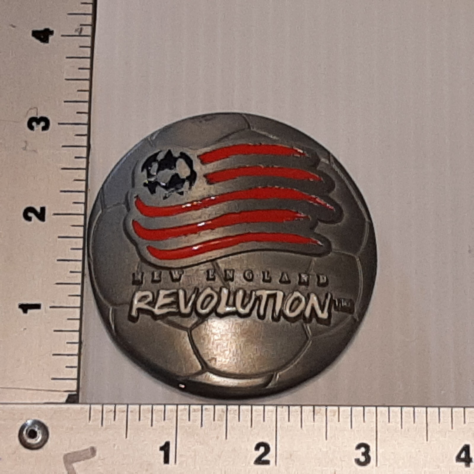 SILVER PEWTER MLS SOCCER NEW ENGLAND REVOLUTION Metal Belt Buckle