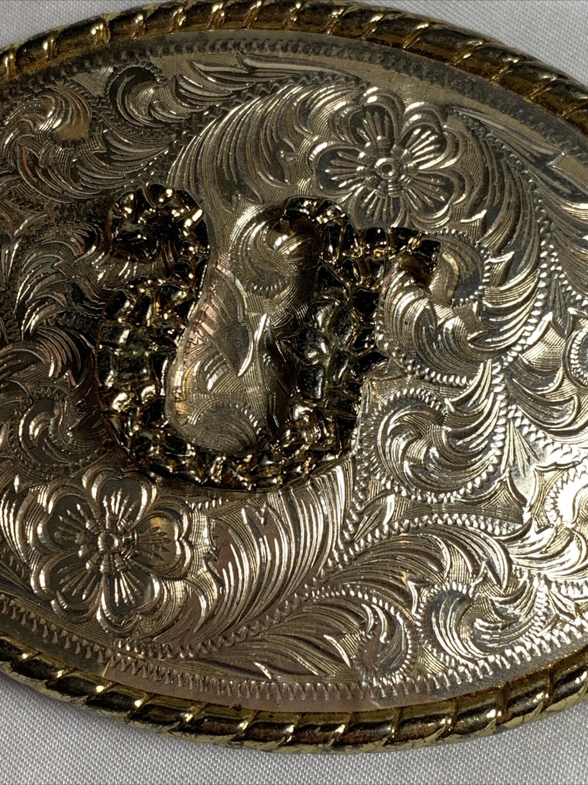 Letter “U” Belt Buckle Western Cowboy Casual Fashion Style Silver/Gold 3 3/4&Prime;