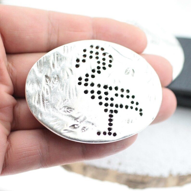 Modernist Flamingo Print Belt Buckle Oval Shape in Antique Silver for Belts