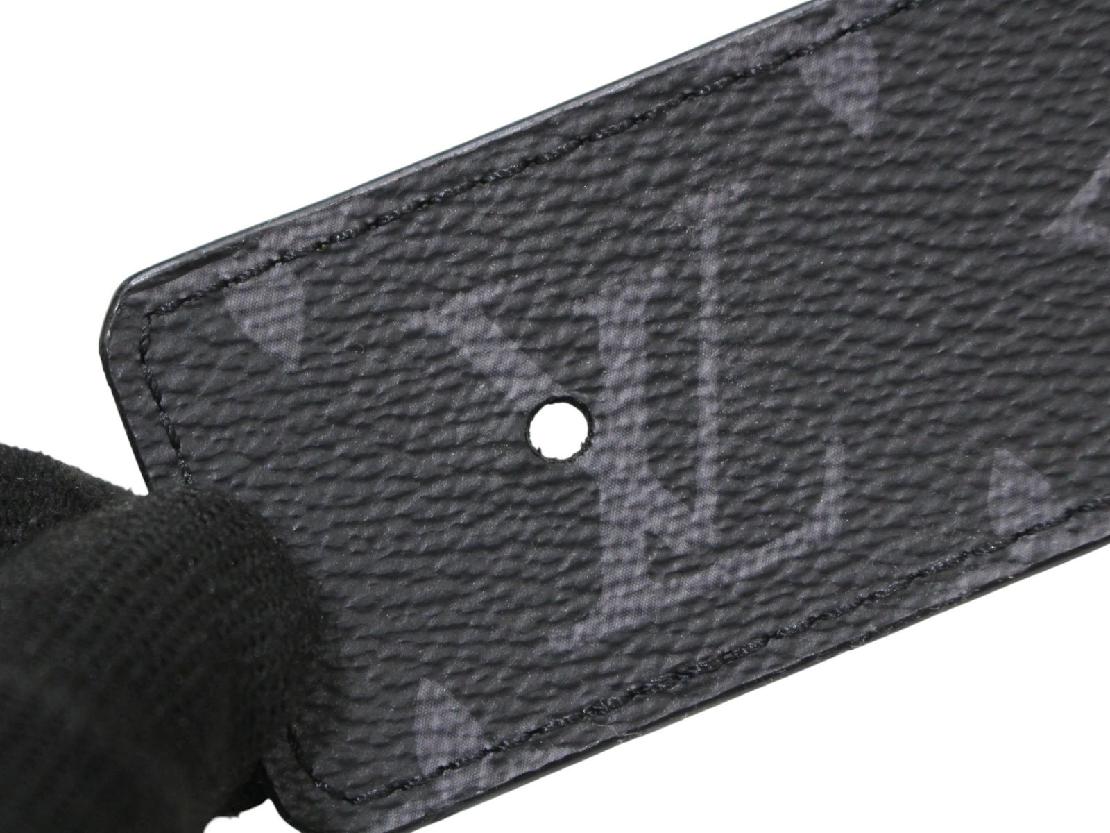 LOUIS VUITTON Suntulle Initial 40mm Reversible M9043 AC3178 Monogram