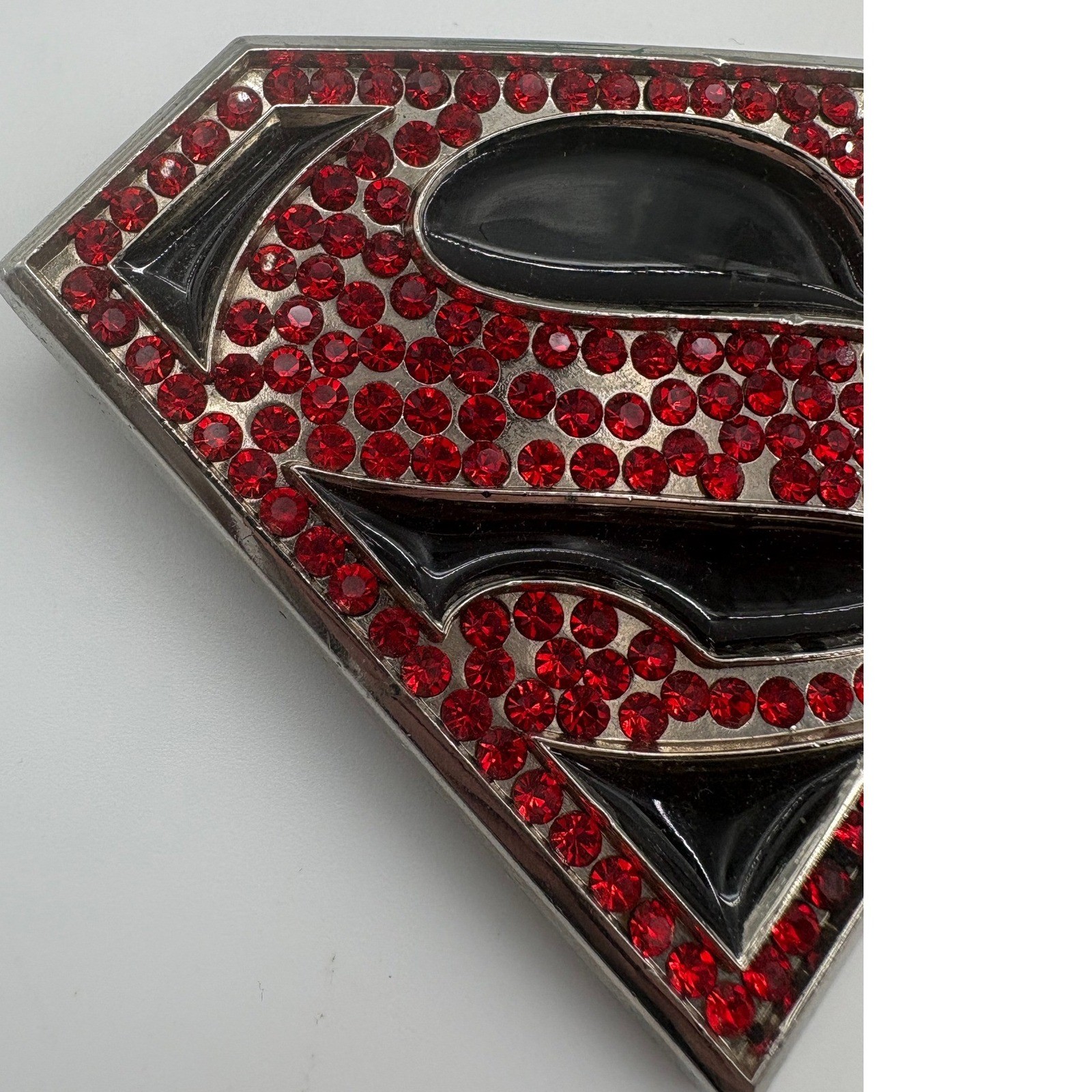 DC Comics Superman Belt Buckle s11 Shield Metal Red Silver Good