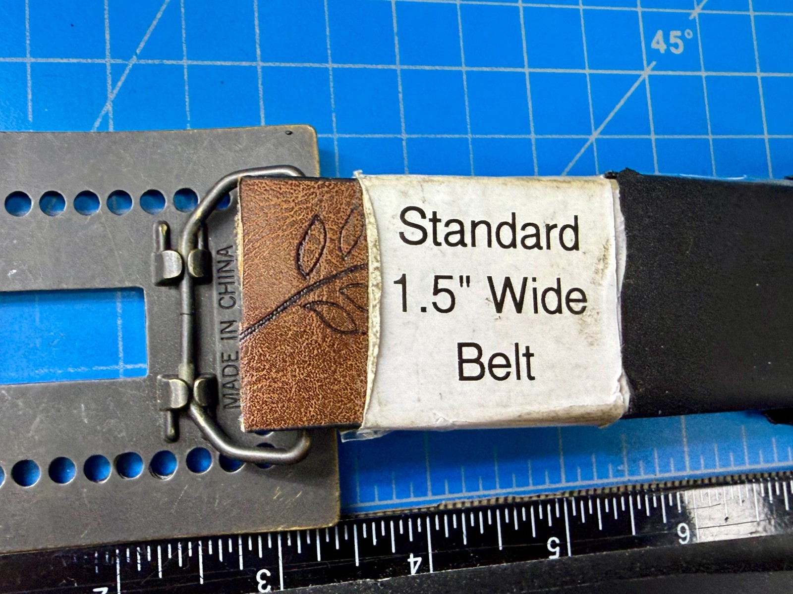 Rectangular Openwork Unique Hole Border Outlined Retro Brass Tone Belt Buckle
