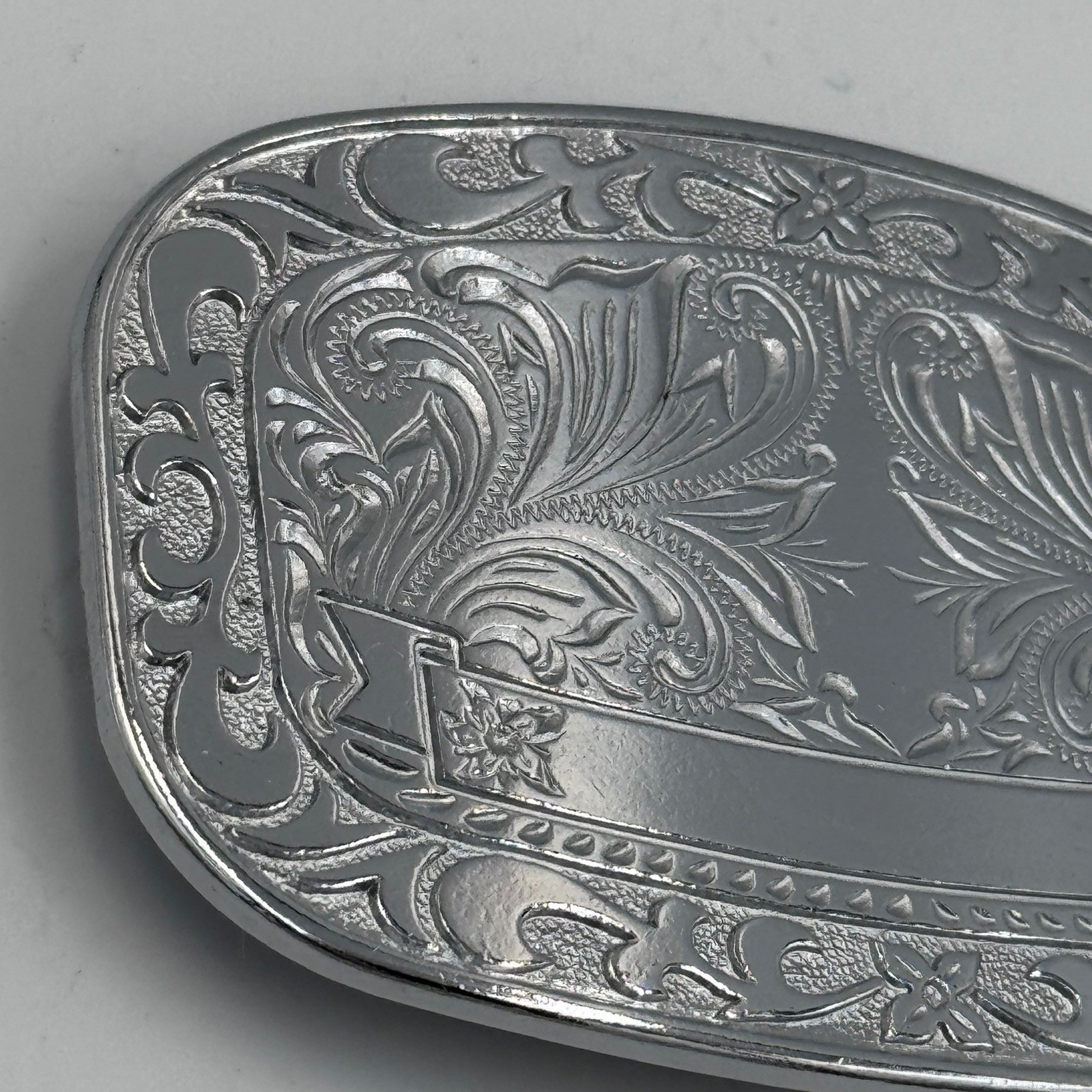 Western Floral Engraved Silver Tone Oval Belt Buckle Cowboy Scrollwork Design