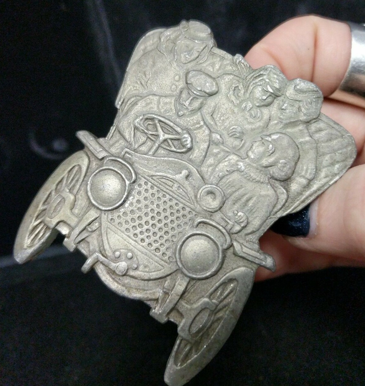Fun Statement Piece Pewter SandyVal Old Car With Family Belt Buckle B4-4-14-Z