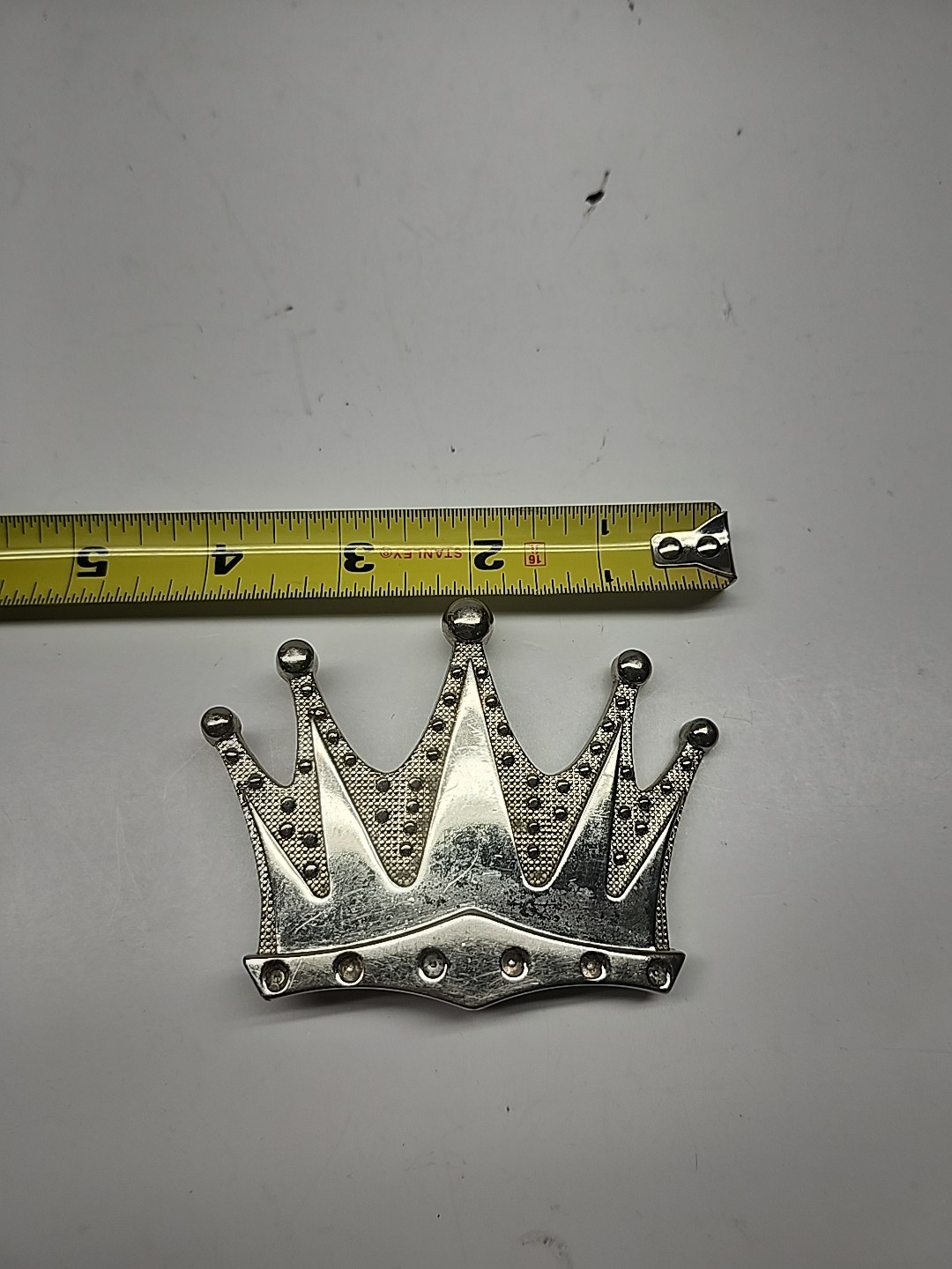 LARGE CROWN DESIGN BELT BUCKLE – WITH CRYSTALS