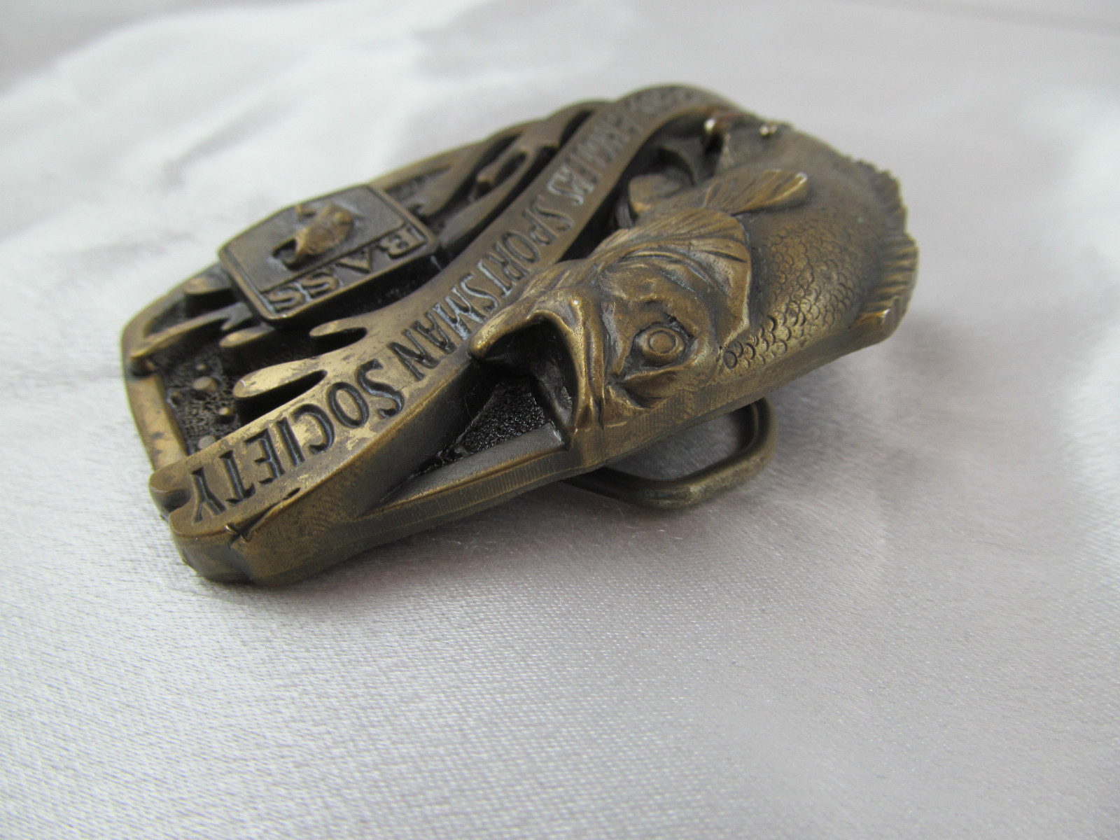 Heavy Brass BASS ANGLERS SPORTSMAN SOCIETY DIMENSIONAL BELT BUCKLE, Detailed