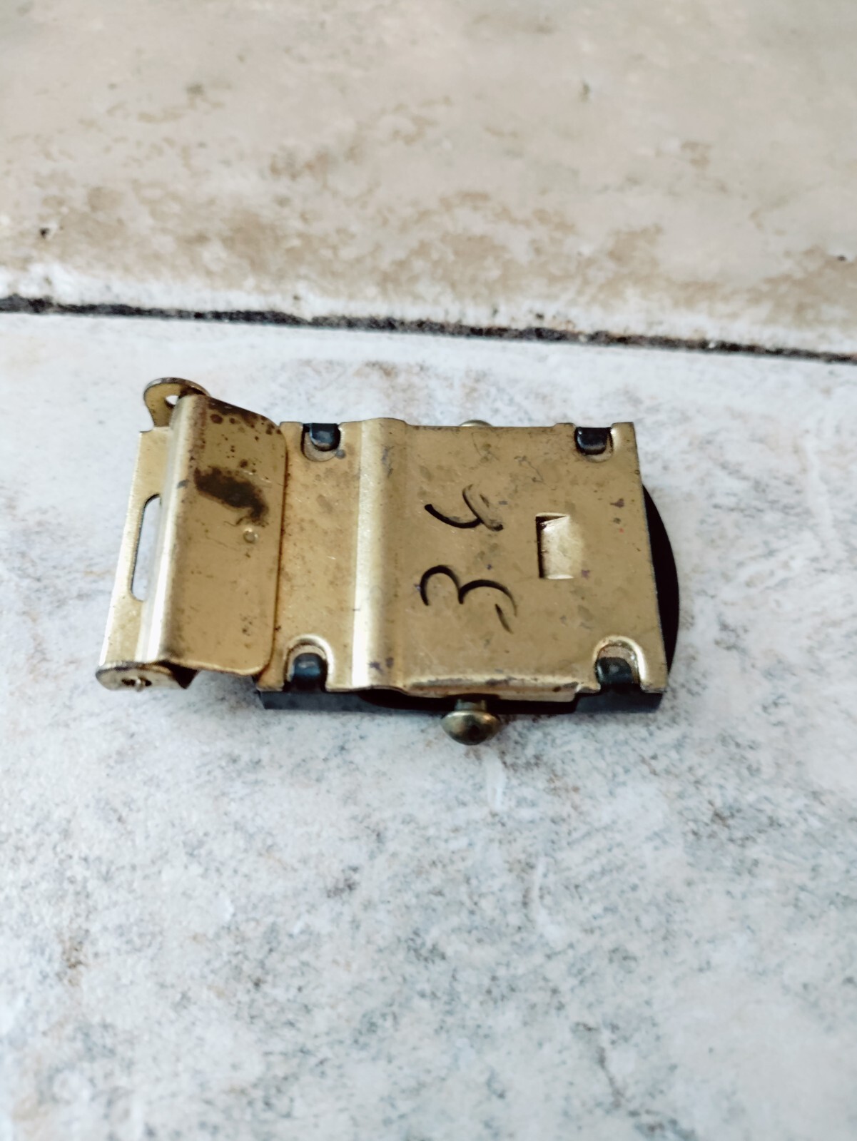 BELT BUCKLE LATCH BRASS BUCKLE 2 X 1&Prime;
