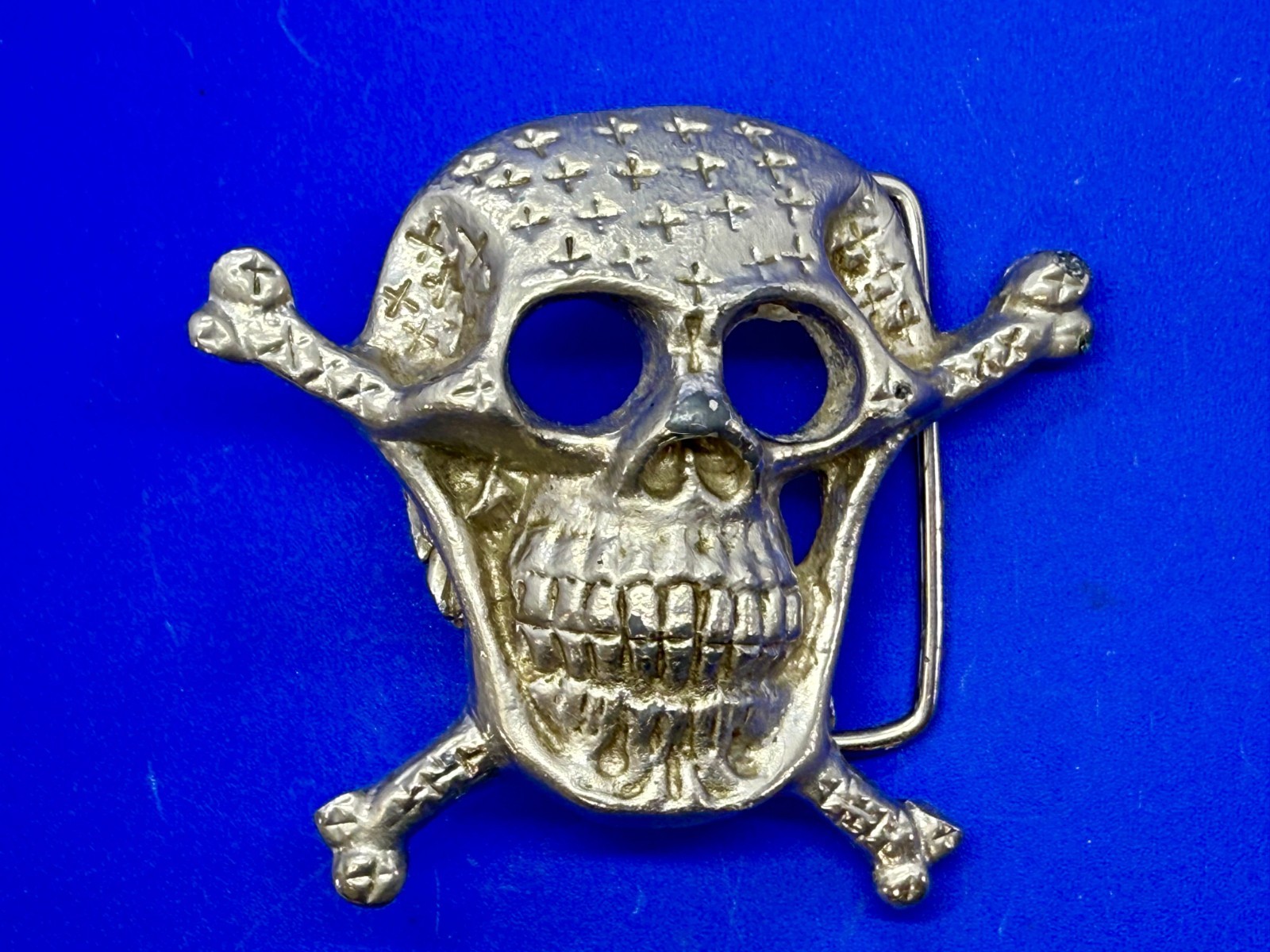 Skull Head Crossbones Halloween Biker Gothic Punk Vibe Belt Buckle