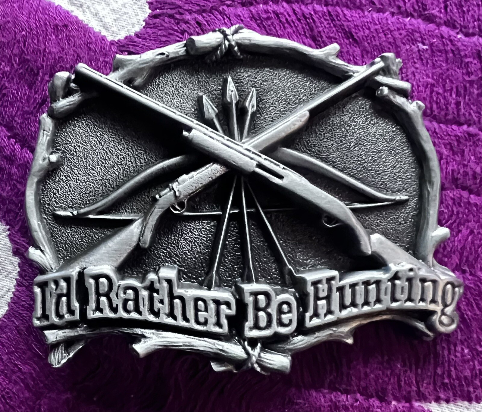 I&rsquo;D RATHER BE HUNTING BUCKLE NEW APPROXIMATELY 3&Prime; X 2 3/8&Prime; RIFLES