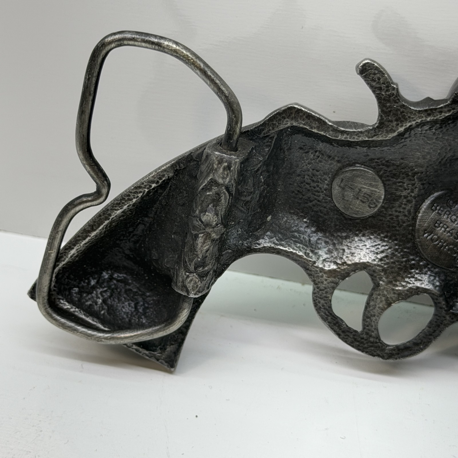 Vintage 1978 Bergamot Brass Works Revolver Pistol Gun Belt Buckle L-156 USA Mens