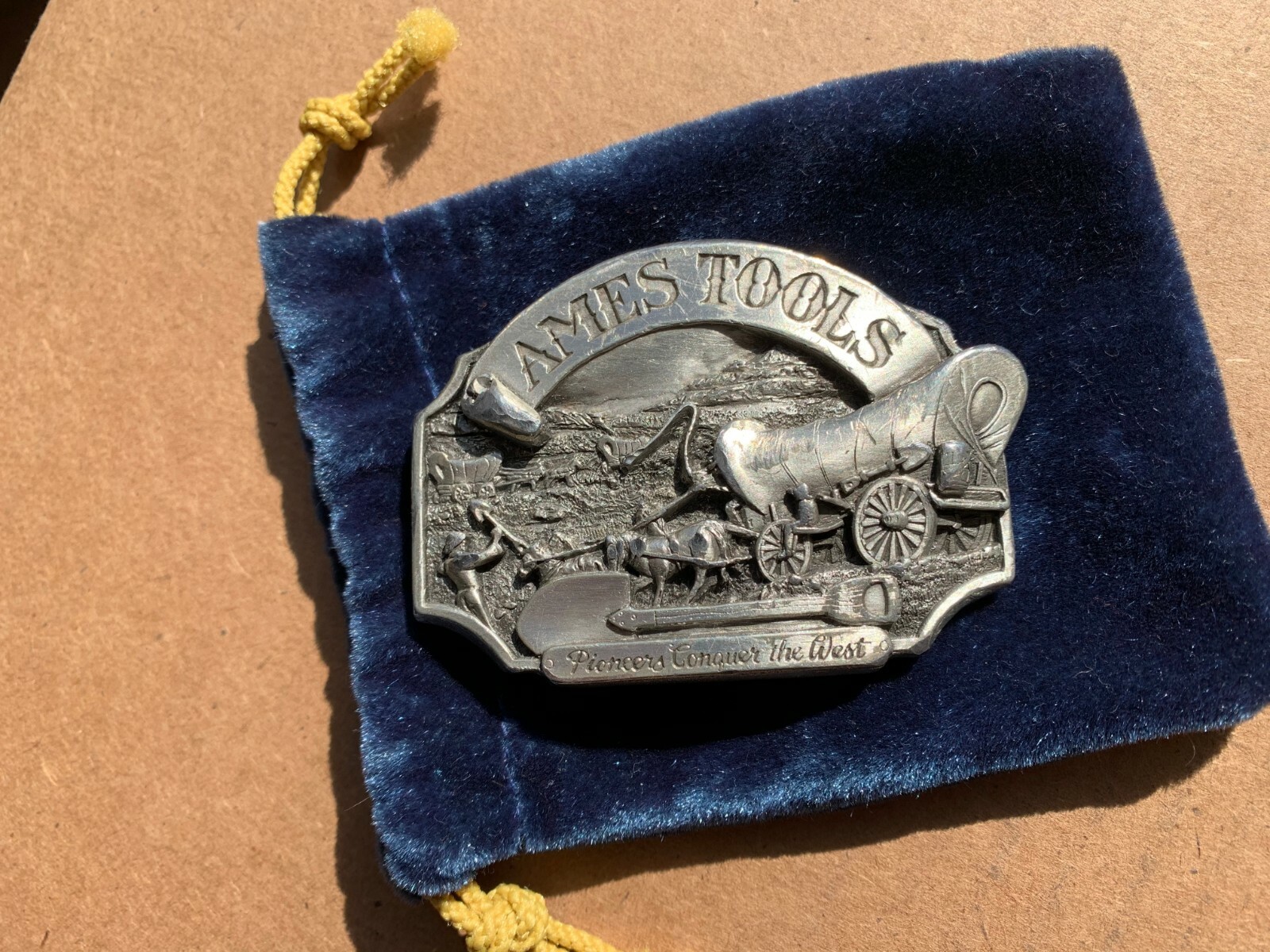 AMES TOOLS Belt Buckle – USA Made 1986 Limited Edition Pioneers Conquer the West