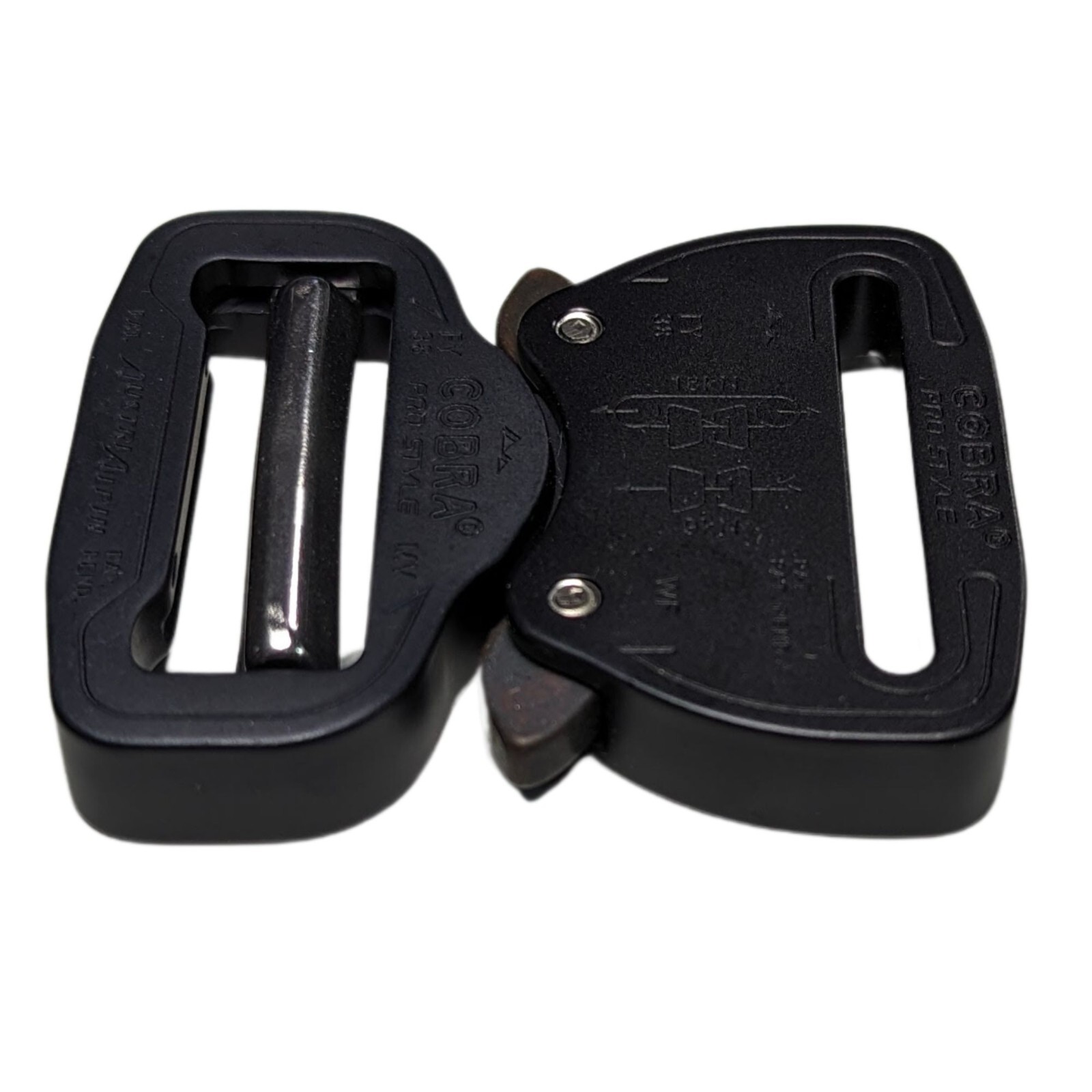AustriAlpin COBRA ProStyle 1.5&Prime; Quick Release Tactical Belt Buckle Matte Black