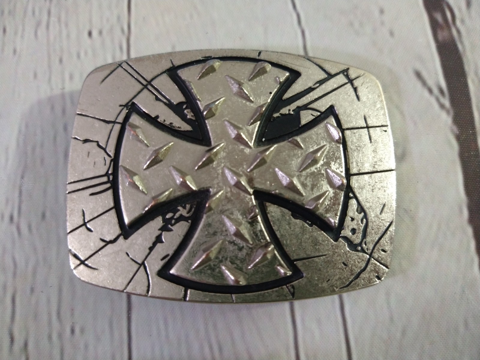 Lot of 2 pewter 2001 GREAT AMERICAN PRODUCT / rock star 4601 & CROSS belt buckle
