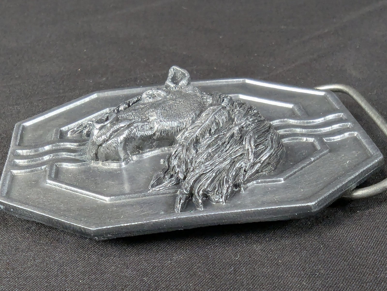 Vintage 1988 Siskiyou Buckle Co Mighty Horse Belt Buckle Solid Pewter Made in…