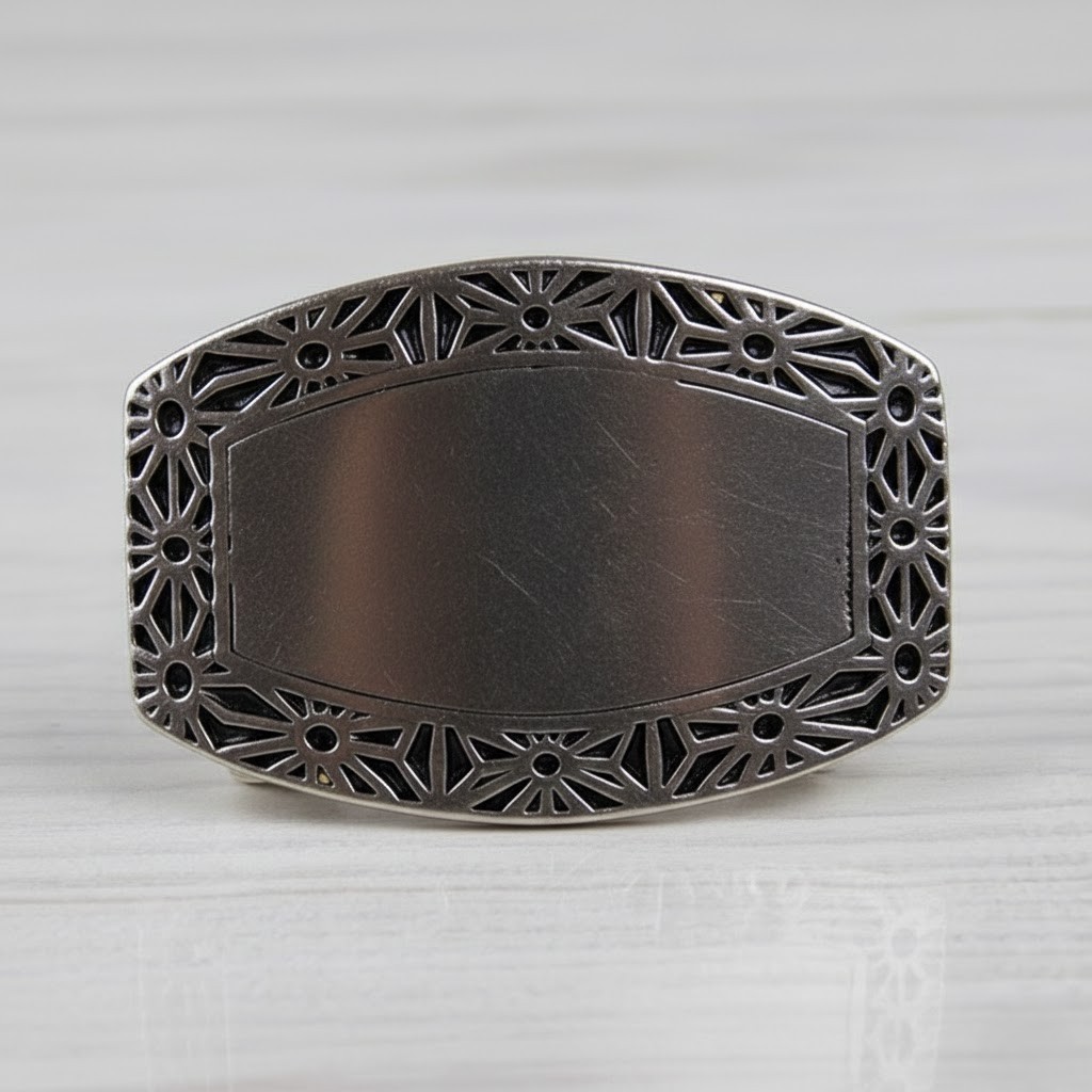 Vintage Floral Brass Belt Buckle, Western Style, Classic Metal Design