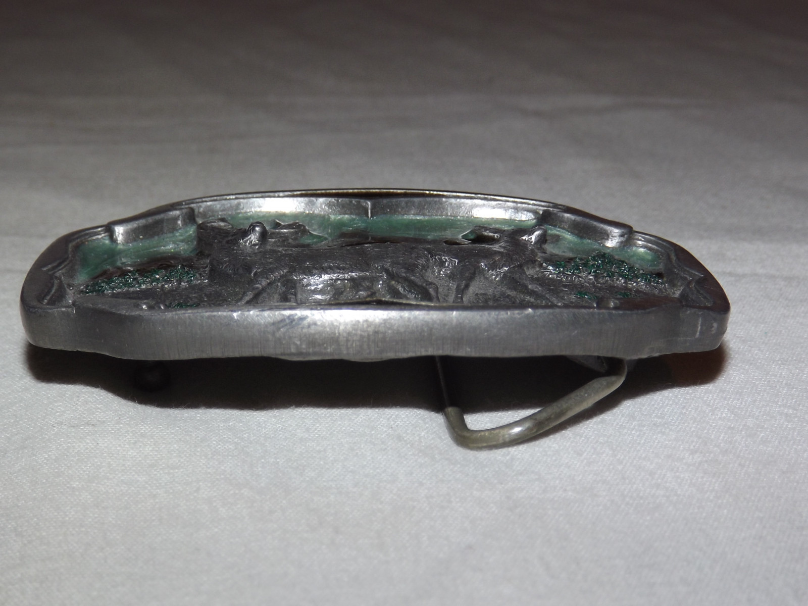 VINTAGE HUNTING DEER DOE BUCKS 1991 C & J MADE IN USA METAL BELT BUCKLE
