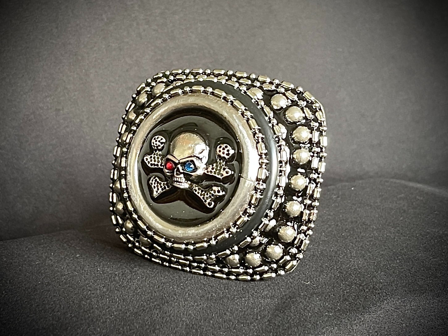 “This Mortal Coil” Skull Belt Buckle OOAK Gothic Artifact Darren McNeese