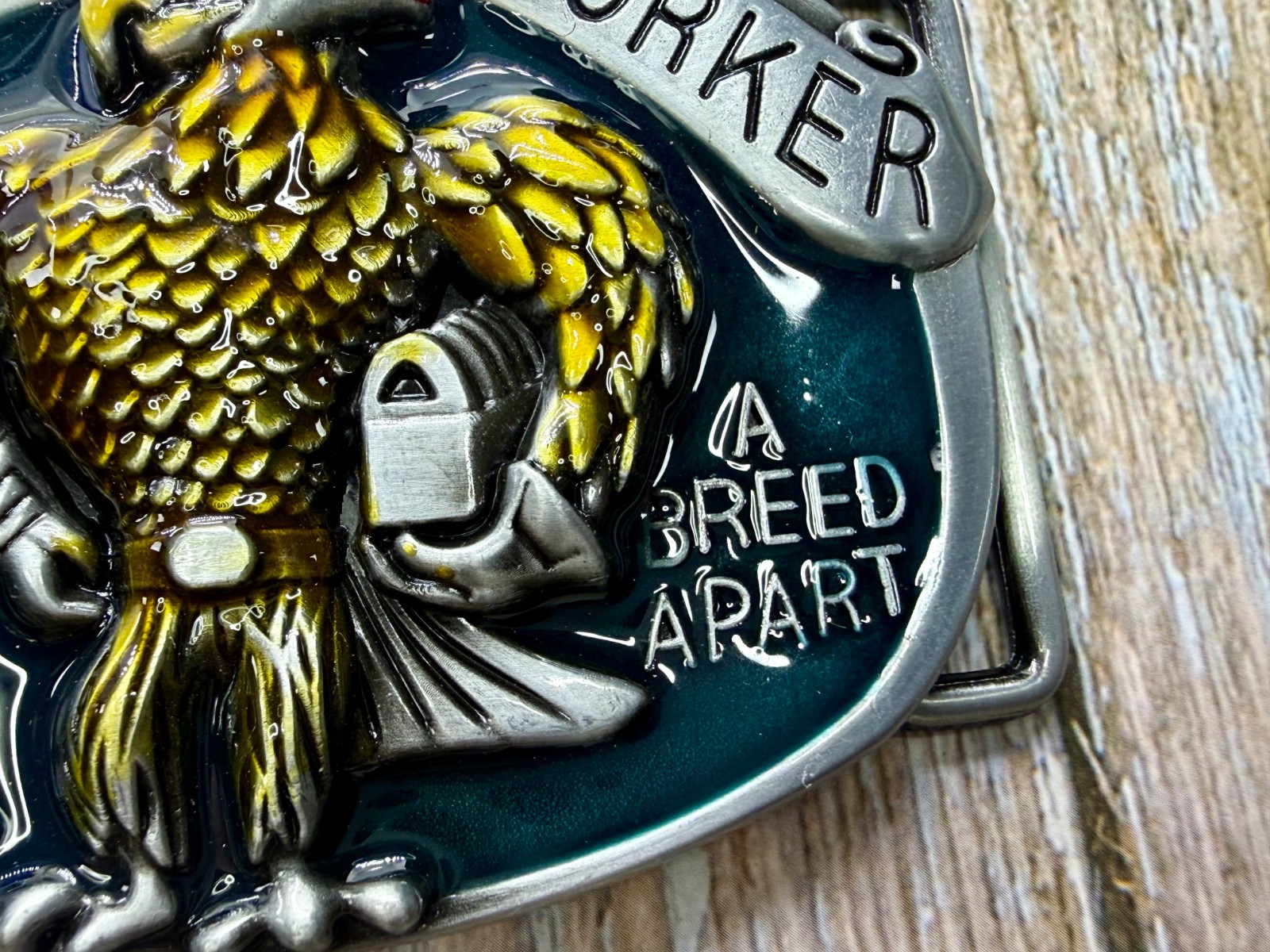 Construction Worker , Rooster Cock A Breed Apart Belt Buckle In New Condition!