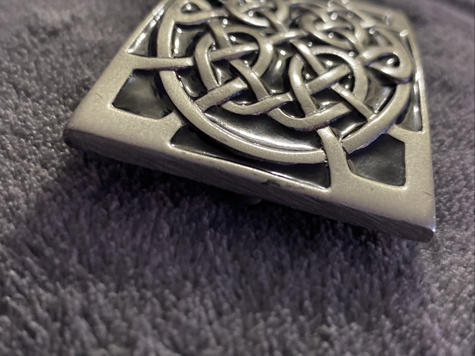 Celtic Knot Swirl Pattern Oval Pewter 2002 Great American Products Belt Buckle