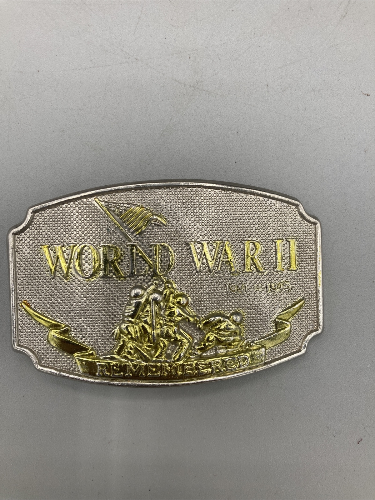 Vintage World War II 1941-1945 Remembered Belt Buckle 1992 Veterans Memorial