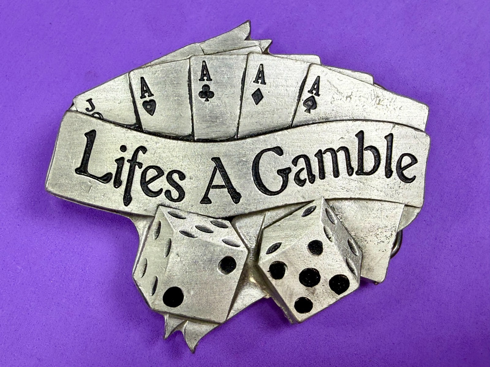 Life&rsquo;s a Gamble Royal Flush Cards Dice Gambling Belt Buckle 2002 Mobtown