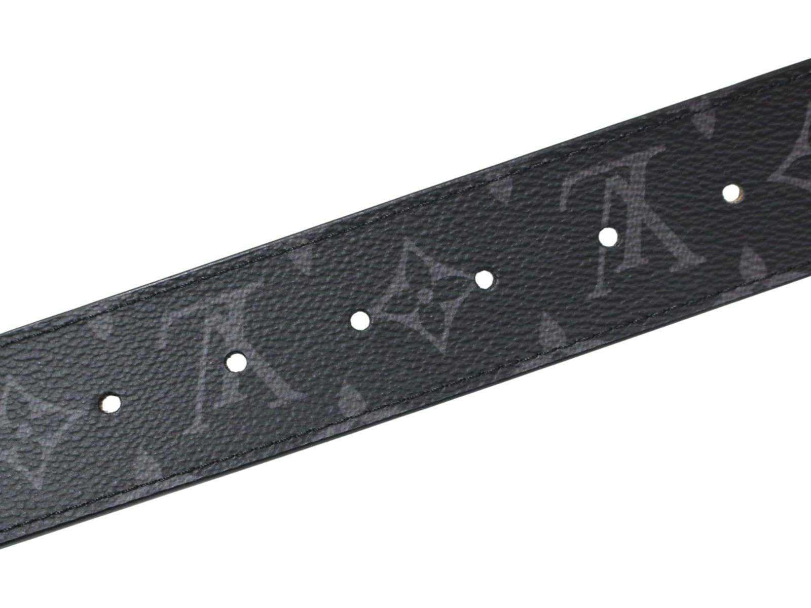 LOUIS VUITTON Suntulle Initial 40mm Reversible M9043 AC3178 Monogram