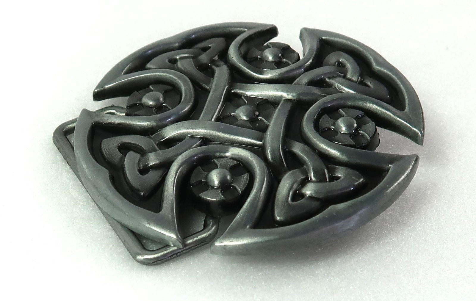 Belt Buckle Celtic Style / Cross Pewter Finish 1.5&Prime; Belt Size / Plate Type A2
