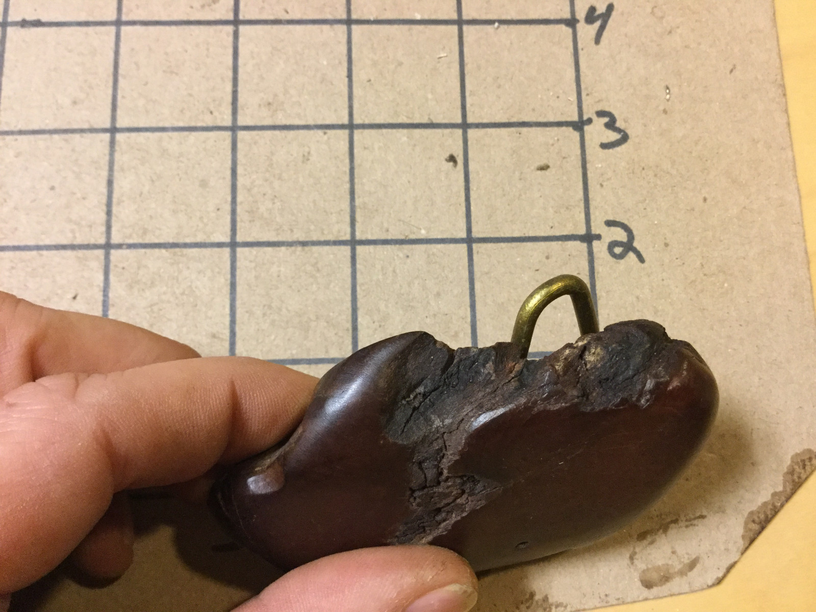 vintage original: neat wooden belt buckle w brass back,