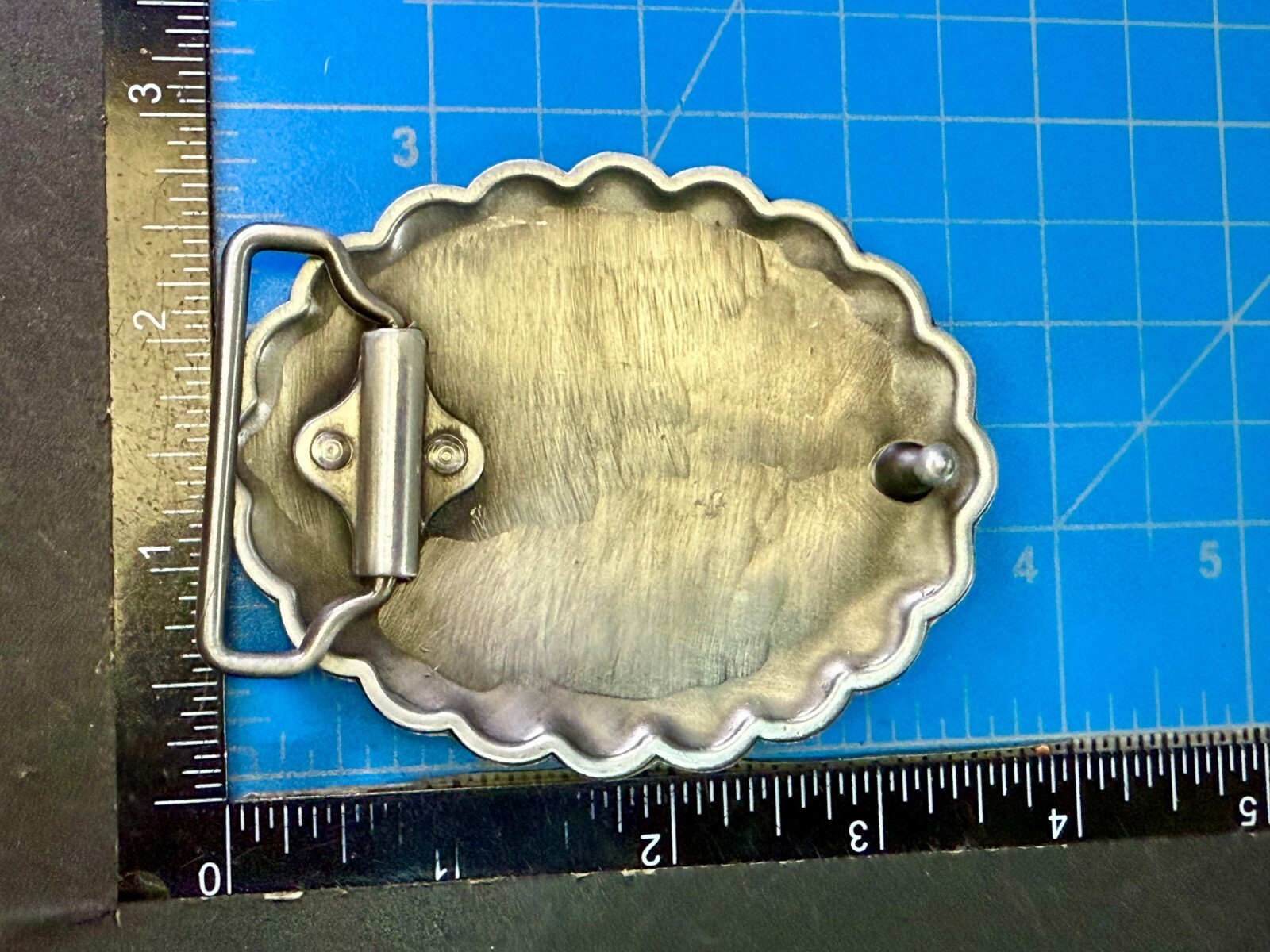 Southwestern Native Indian Tribal Art Style Creme Colored Center Belt Buckle