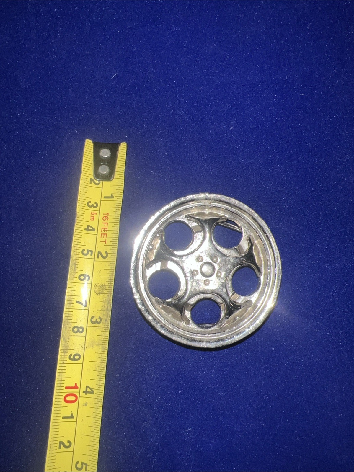 Spinning Rim/ Wheel Chrome Belt Buckle