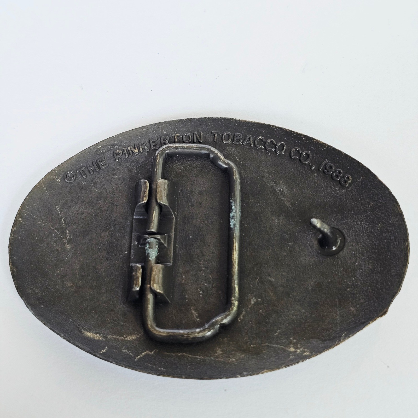 1988 Red Man Chewing Tobacco Belt Buckle Oval Brass Tone Western Americana Vtg