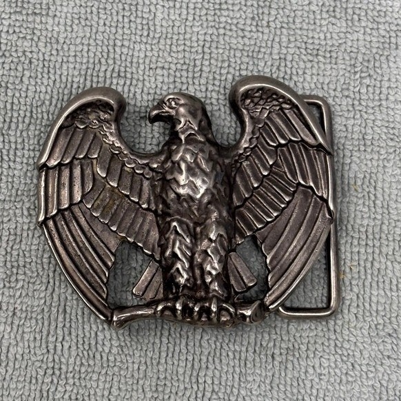 Vintage Avon Mens Soaring Eagle Belt Buckle Silver Tone Metal Western Americana