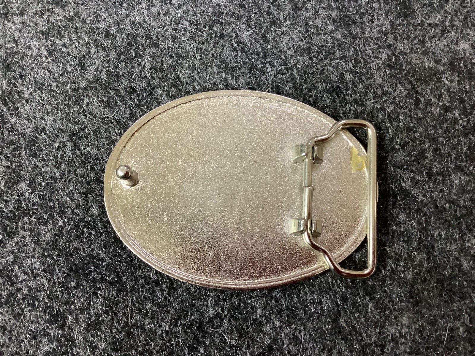 BELT BUCKLE, BRITISH UNION JACK FLAG, GLITTER ENAMEL (OVAL SHAPE, 3&Prime; X 2.5&Prime;)