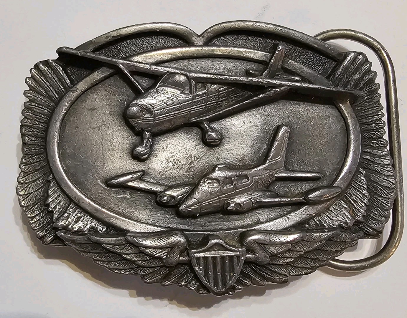 Vintage SISKIYOU BUCKLE CO. INC 2 Airplanes B-27 Pewter Belt Buckle 1983 2&Prime;x3&Prime;