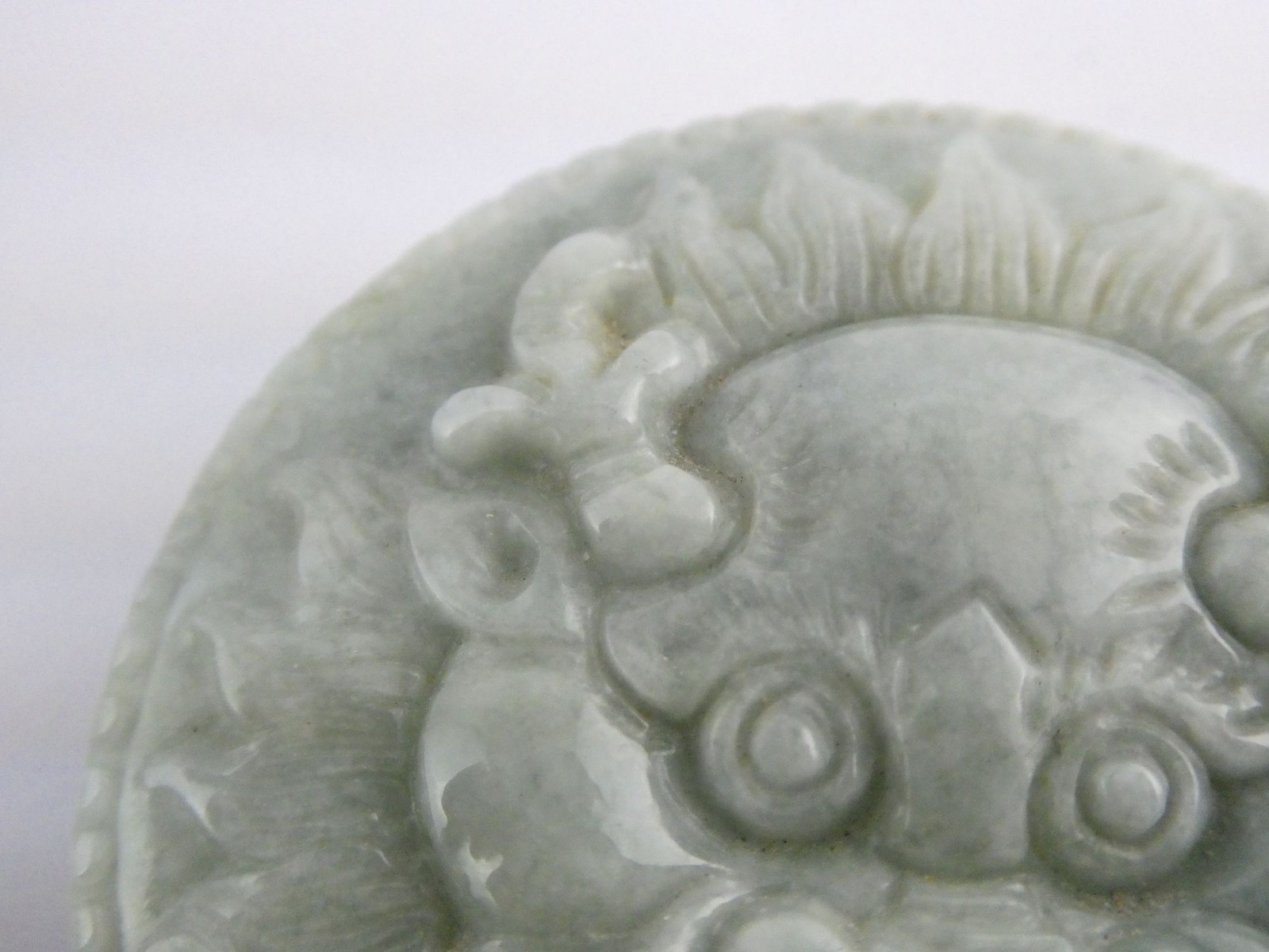 Light Green Jade Carved Dragon Head Foo Dog Belt Buckle 42g 52.05mm Fits 1.5 In