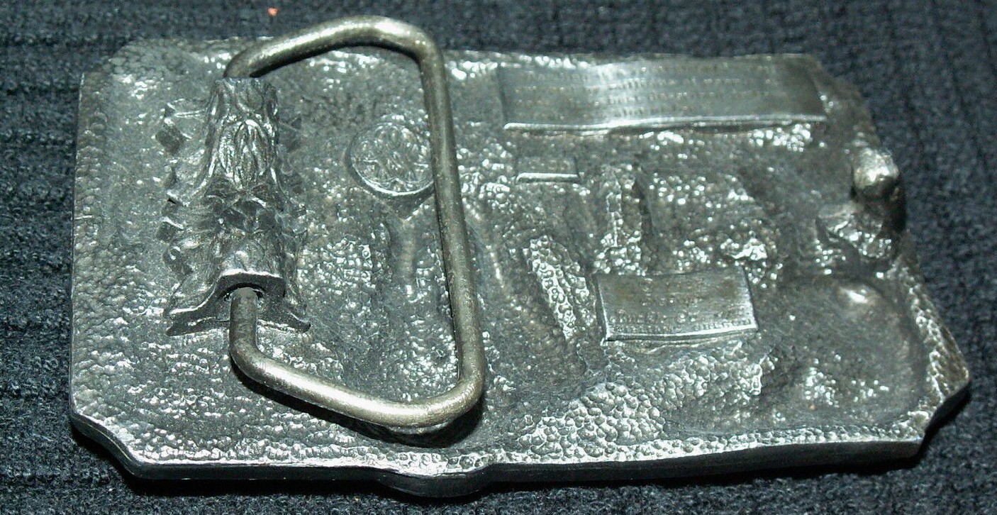 BOWLING BELT BUCKLE SISKIYOU CO WILLIAMS OREGON 1985 PINS SHOES BALL METAL 0-30.