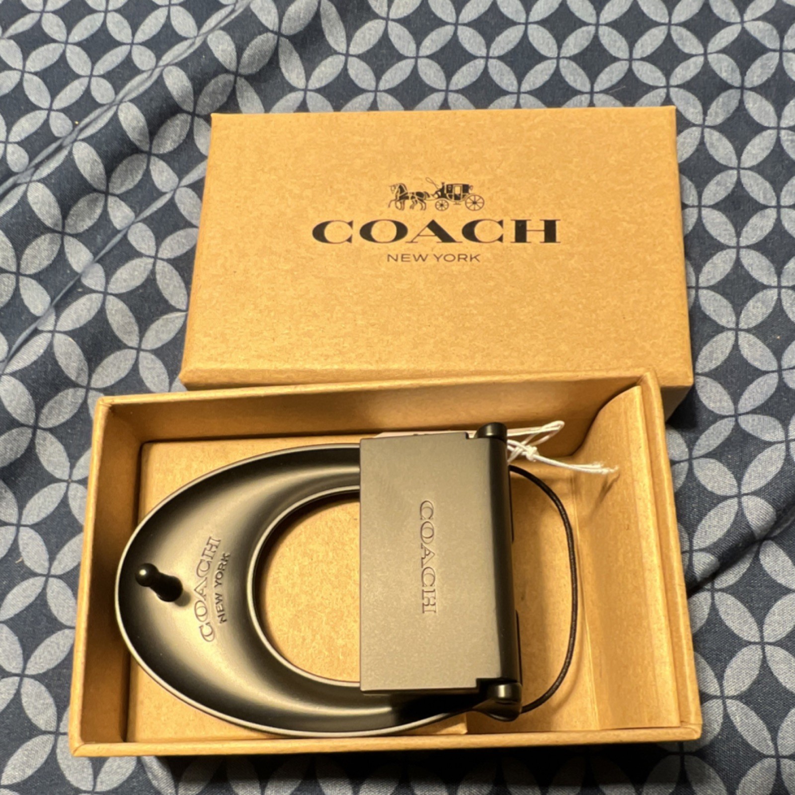 Coach Men&rsquo;s Black Matte Metal Interchangeable Belt Buckle Logo Accent Designer