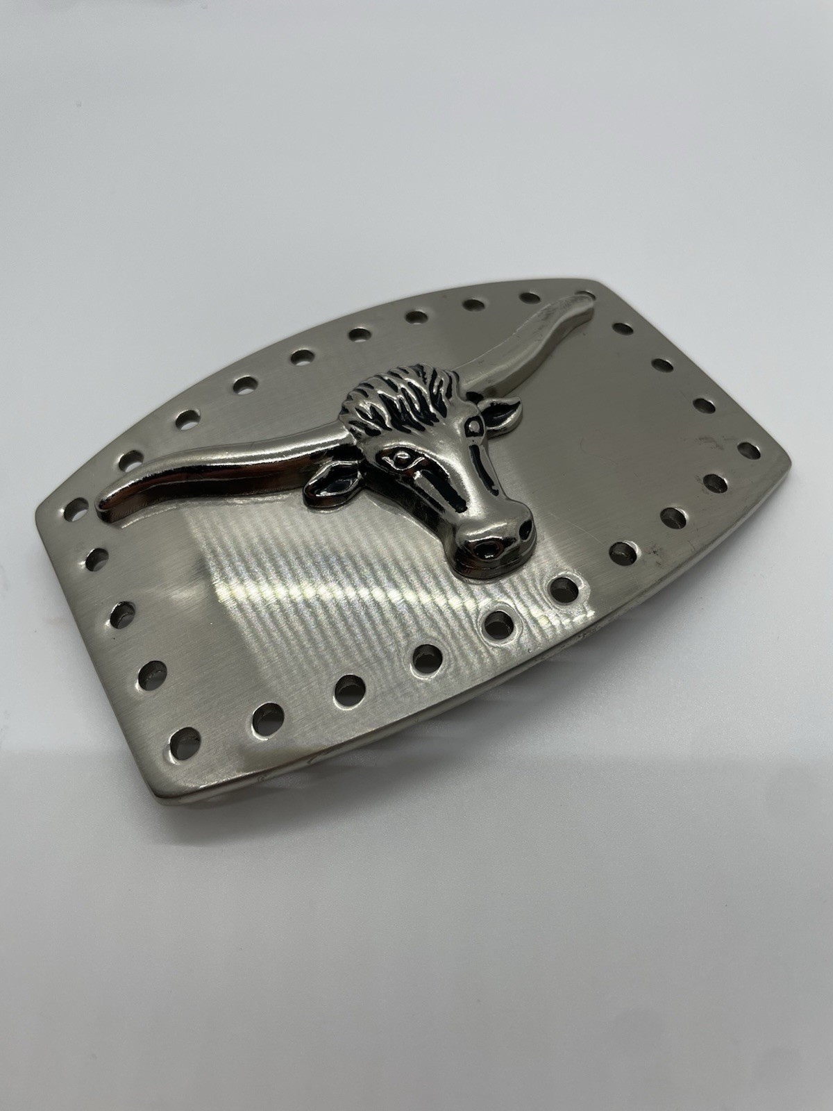 Men&rsquo;s Silver Metal Western Cowboy Longhorn Belt Buckle 2.75 x 4.25 in