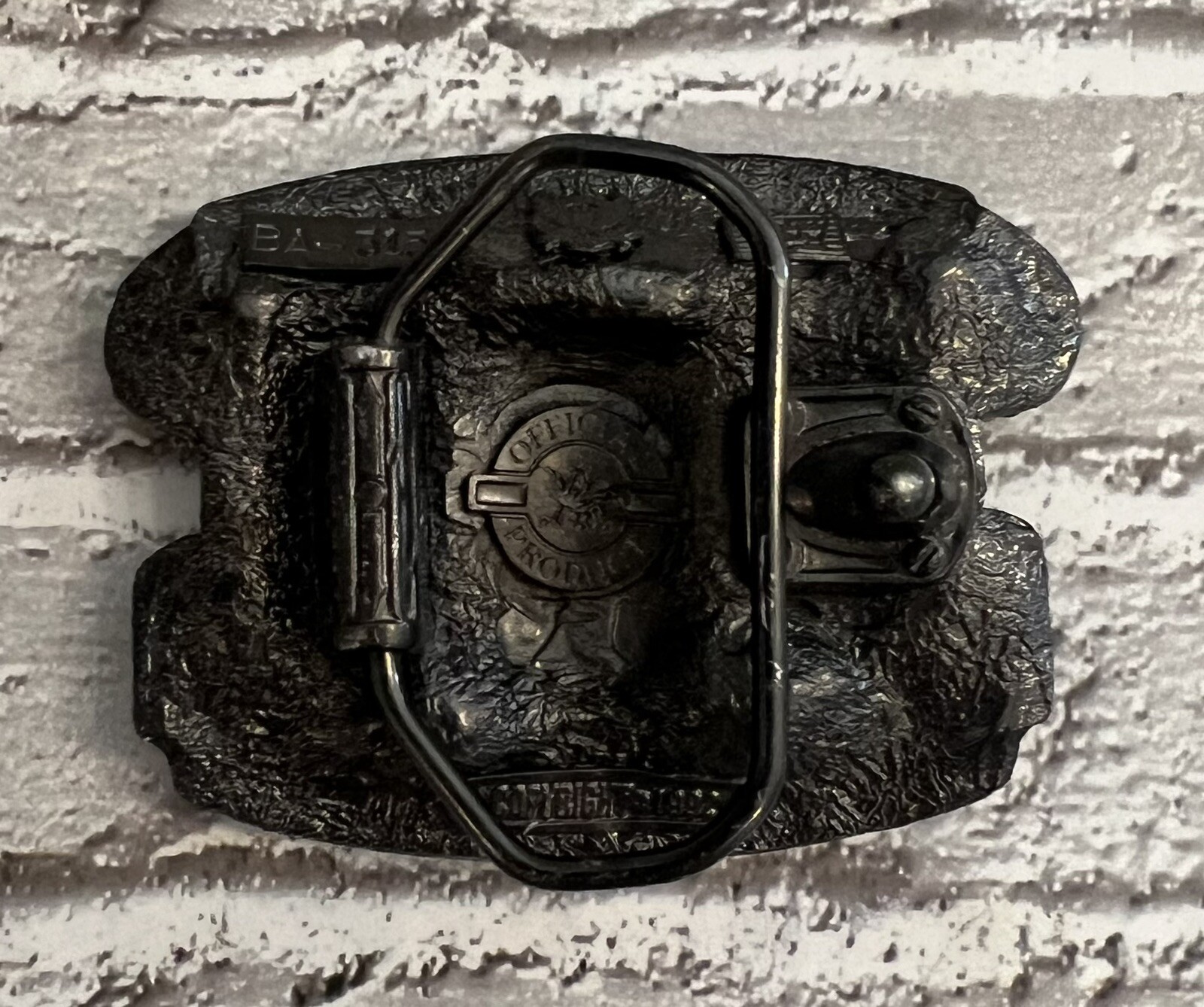 Vintage 1990s « Nothing Beats A Bud » Anheuser-Busch Budweiser Belt Buckle