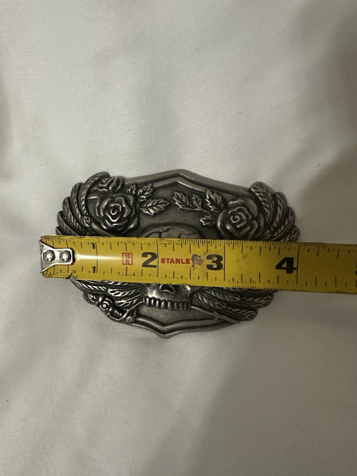 Skull With Wings and Roses Belt Buckle Biker Buckle to suit 1.5&Prime; (40mm) Belt