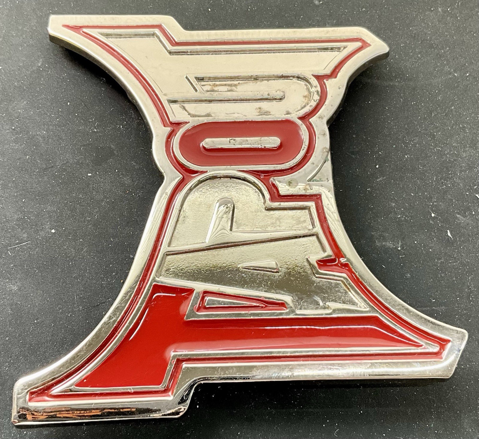 TAPOUT Logo Silver Tone & Red MMA Mixed Martial Arts Promo Belt Buckle Y2K