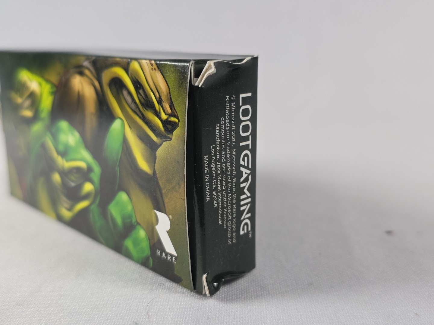 Battletoads Gold Belt Buckle – June 2017 Loot Crate Gaming Exclusive NES