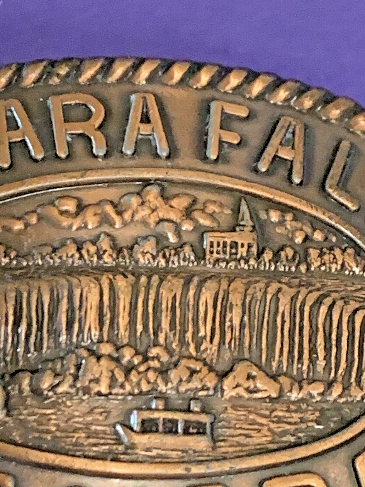 VTG COPPER TONE NIAGARA FALLS BELT BUCKLE CANADA SOUVENIR METAL waterfalls EUC!