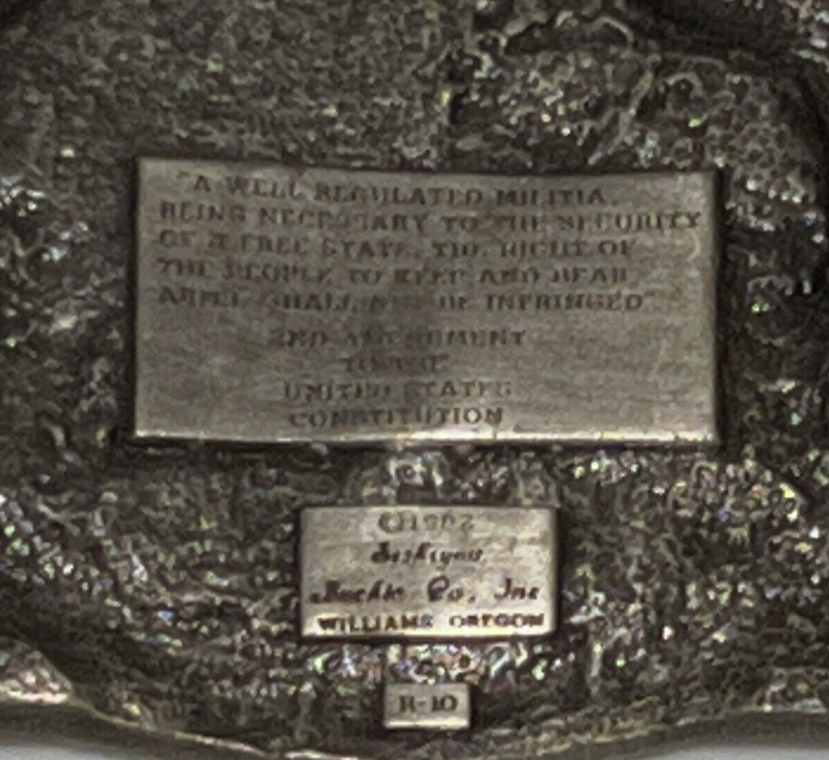 Vintage Article II « The Right to Bear Arms to be FREE » Pewter BELT BUCKLE 1982