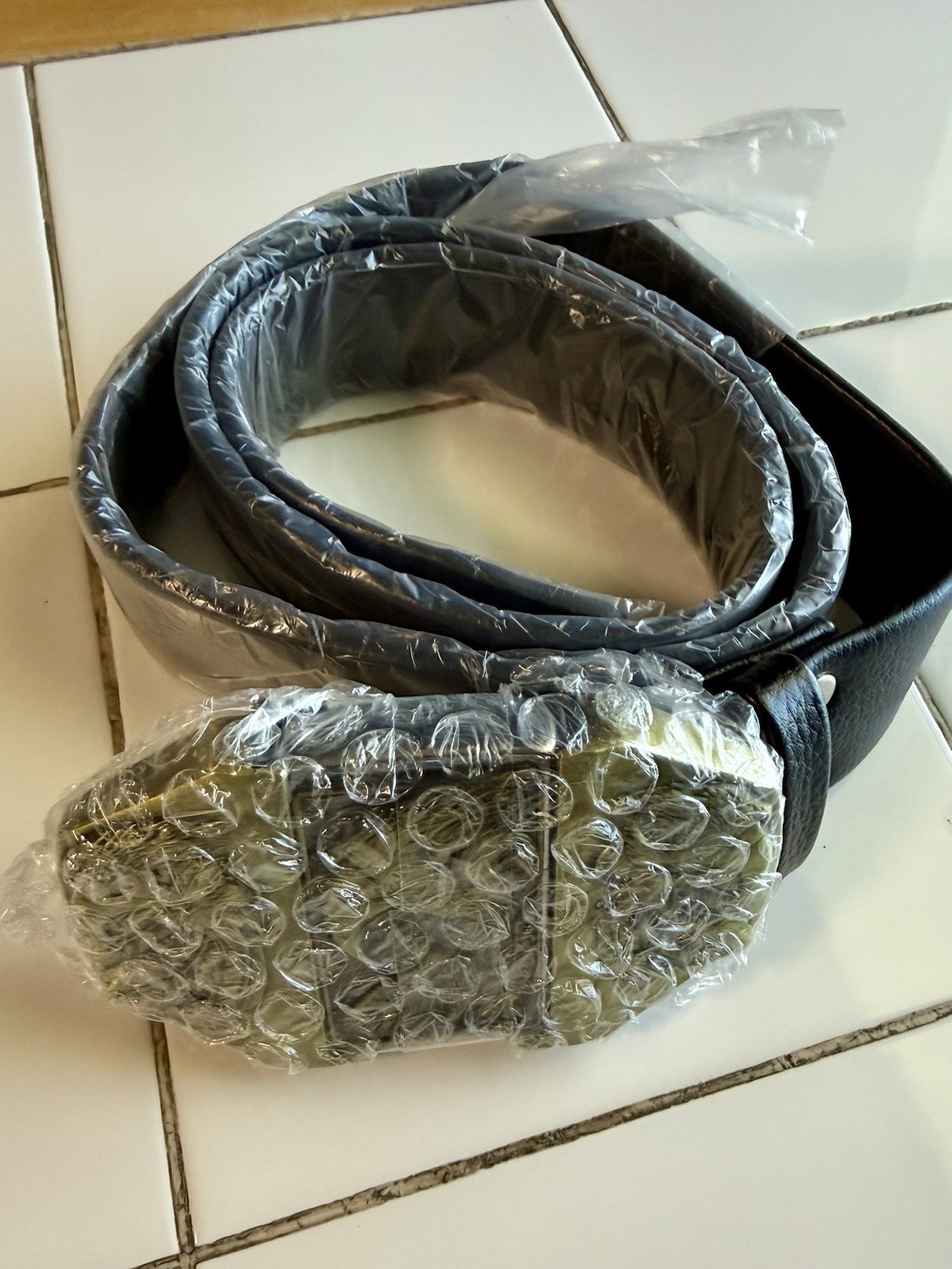 EAGLE BELT BUCKLE WITH HIDDEN FLIP-LIGHTER & Faux Leather Black Belt