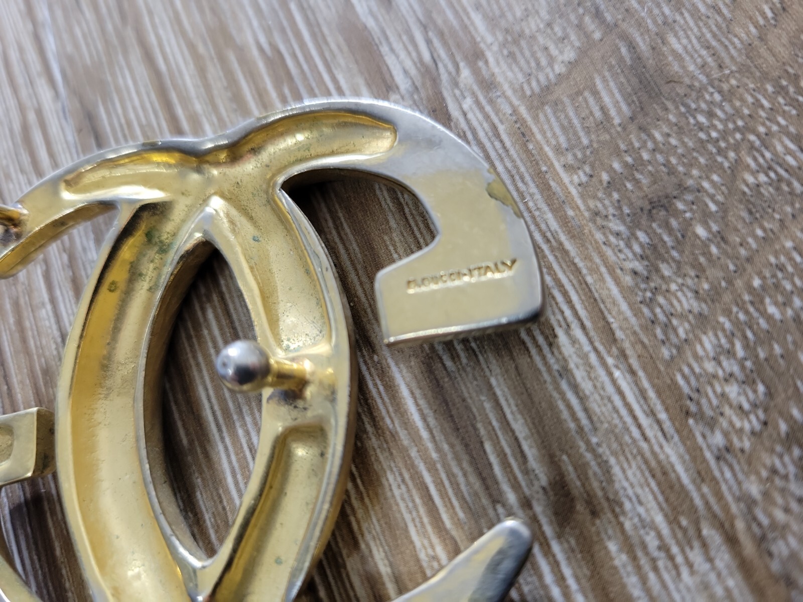 Vintage Authentic Gucci Double GG Large Gold Tone Buckle Only 2.5&Prime; x 2&Prime; Italy