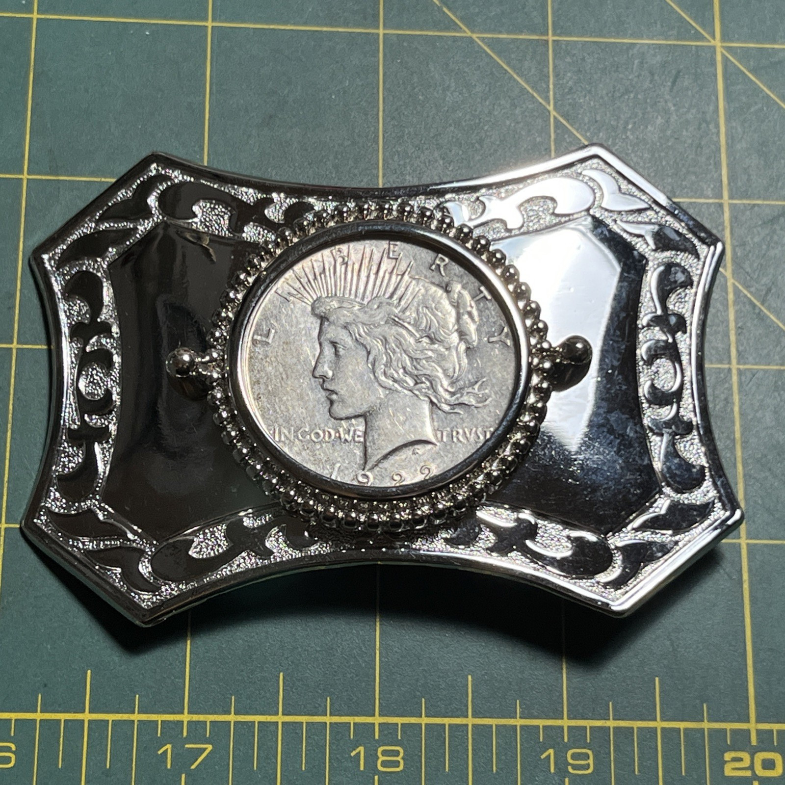 1922 vintage PEACE silver dollar WESTERN belt buckle COIN american RODEO cowboy