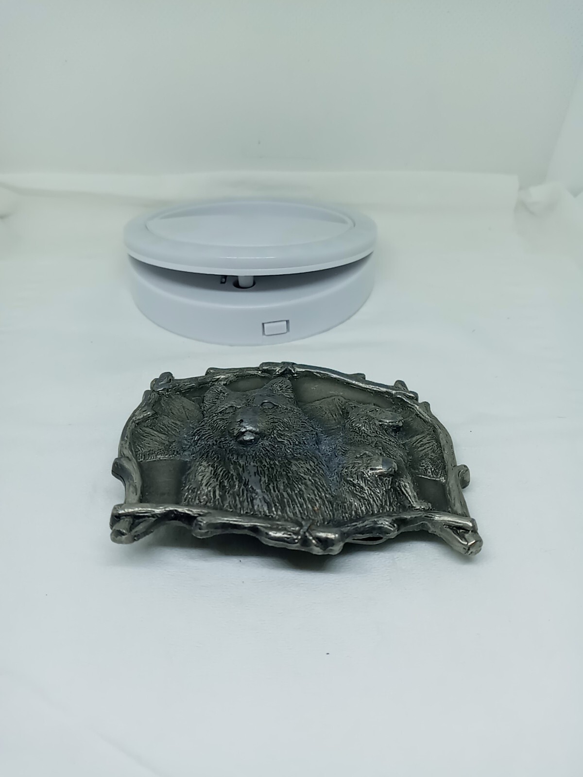 Vtg. Great American Products Pewter 3 Wolves Belt Buckle. Intricate. Heavy